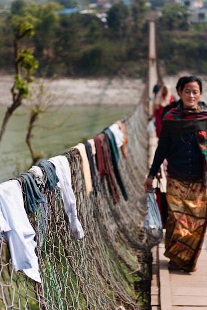 Ils ont de très très grand fil à linge au Népal