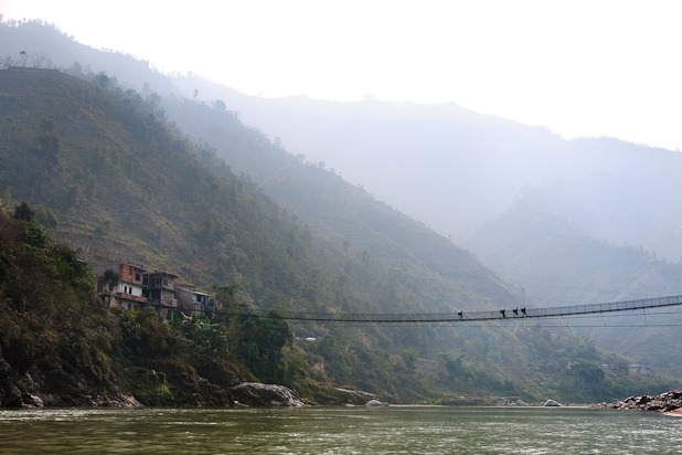 pont de corde au dessus de la riviere Trisuli